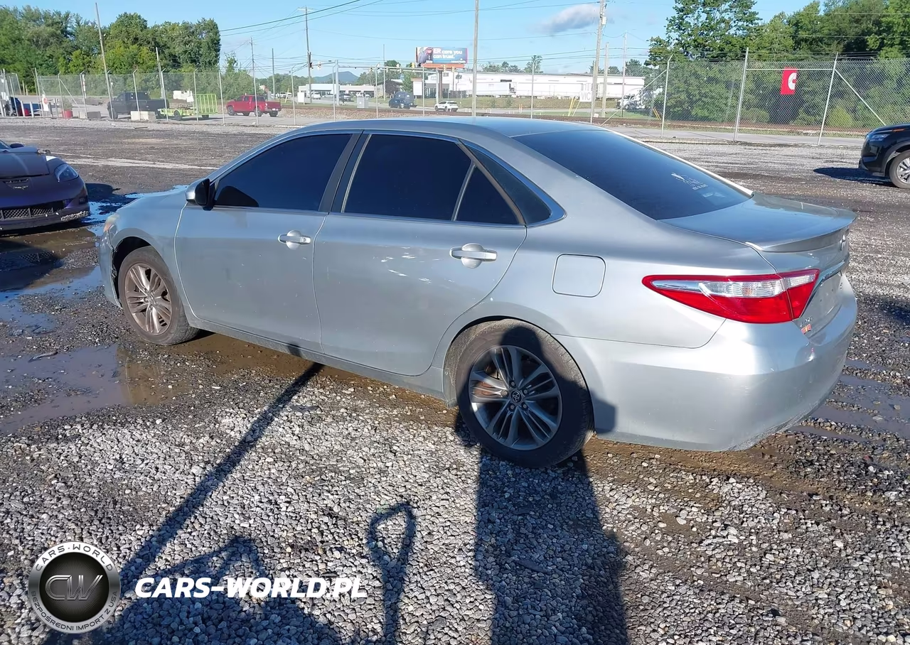 2015 Toyota Camry Se VIN:4T1BF1FK9FU003966 - 3