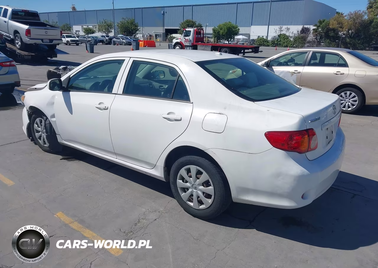2010 Toyota Corolla Le VIN:JTDBU4EE6AJ082692 - 3