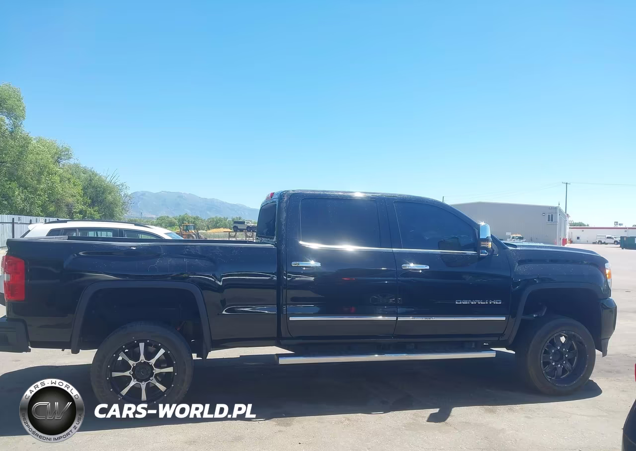 2015 GMC Sierra 2500Hd Denali VIN:1GT120E81FF184044 - 13