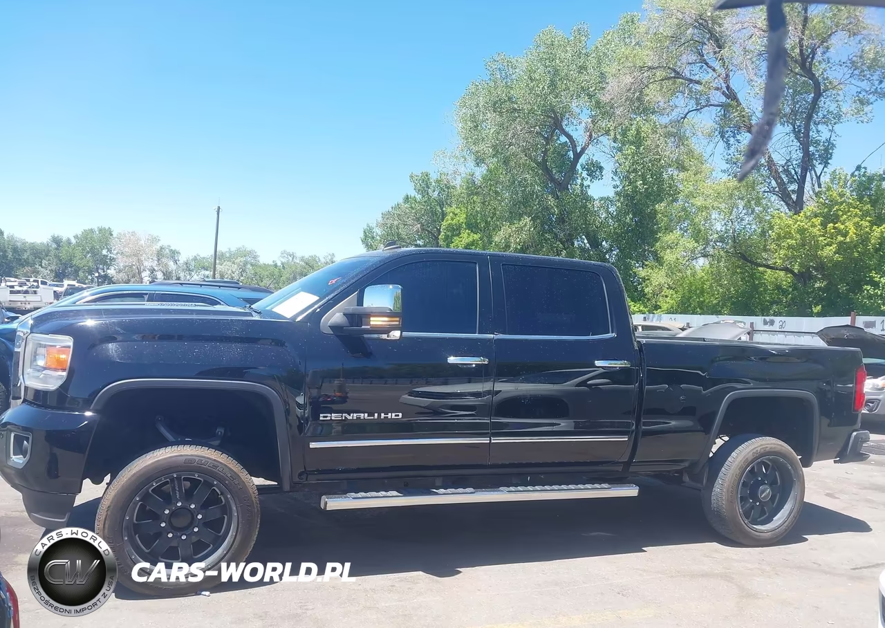 2015 GMC Sierra 2500Hd Denali VIN:1GT120E81FF184044 - 14
