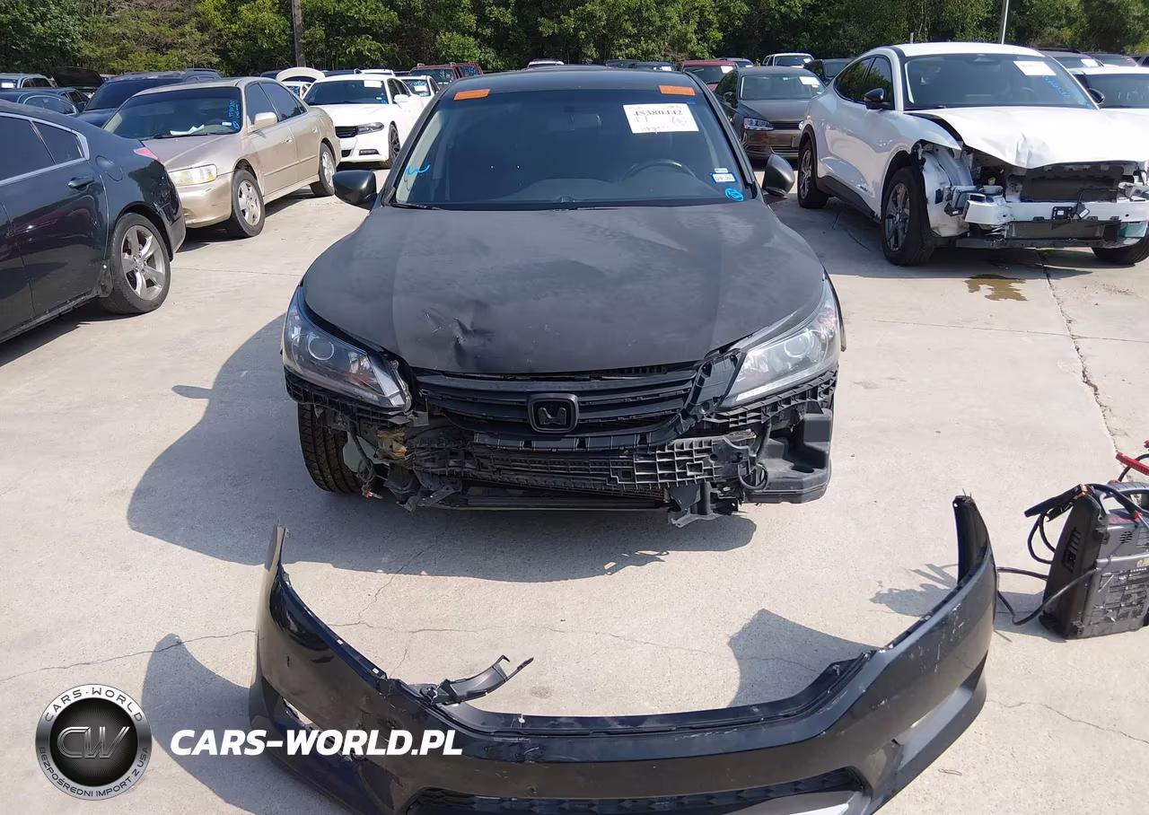 2014 Honda Accord Sport VIN:1HGCR2F58EA087215 - 13