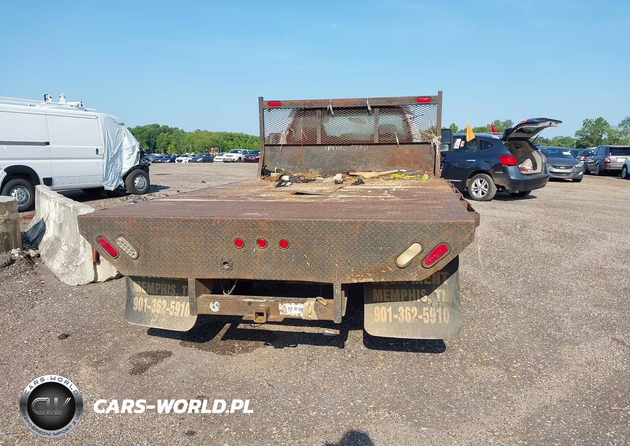 2011 Ford F550 VIN:1FDVF5GT1BEB94052 - 16