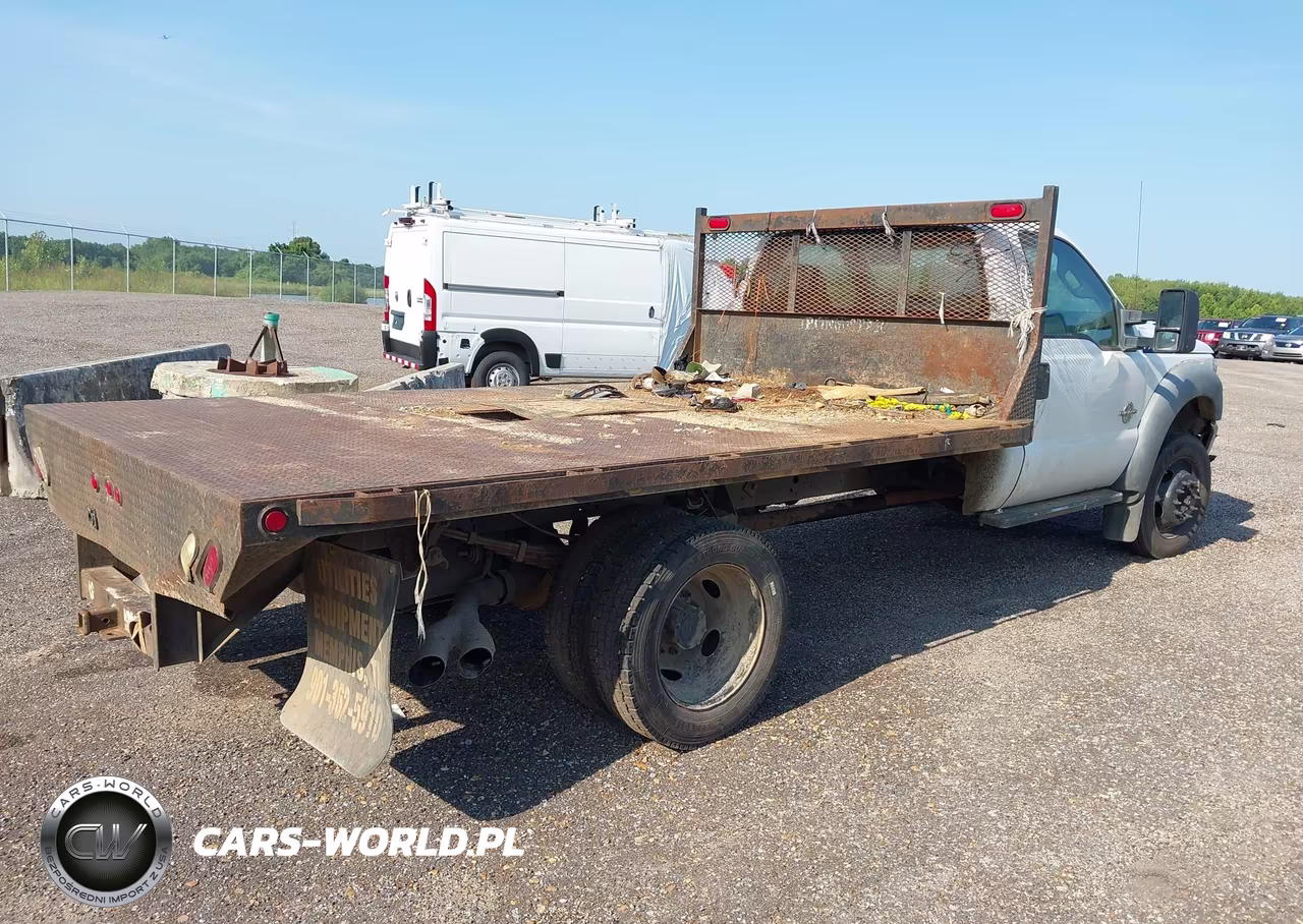 2011 Ford F550 VIN:1FDVF5GT1BEB94052 - 4