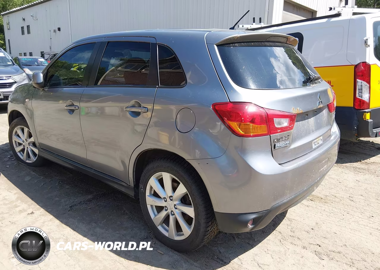 2014 Mitsubishi Outlander Sport Es VIN:4A4AR3AU8EE011697 - 3