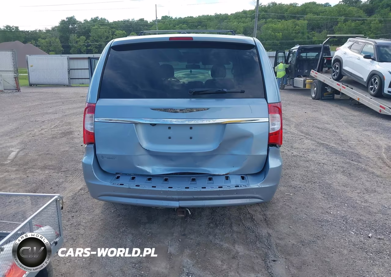 2013 Chrysler Town & Country Touring VIN:2C4RC1BG8DR708930 - 14