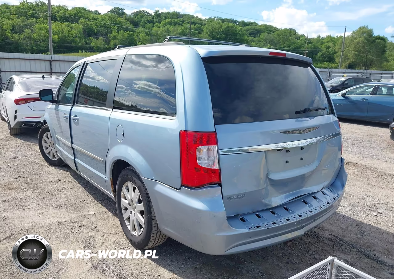 2013 Chrysler Town & Country Touring VIN:2C4RC1BG8DR708930 - 3