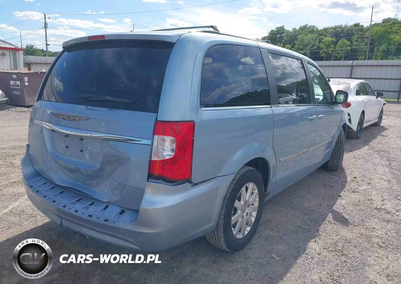 2013 Chrysler Town & Country Touring VIN:2C4RC1BG8DR708930 - 4