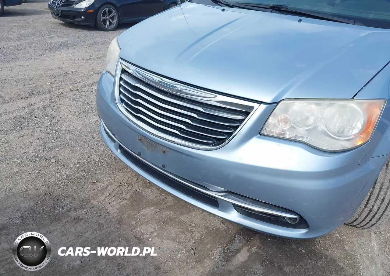 2013 Chrysler Town & Country Touring VIN:2C4RC1BG8DR708930 - 6