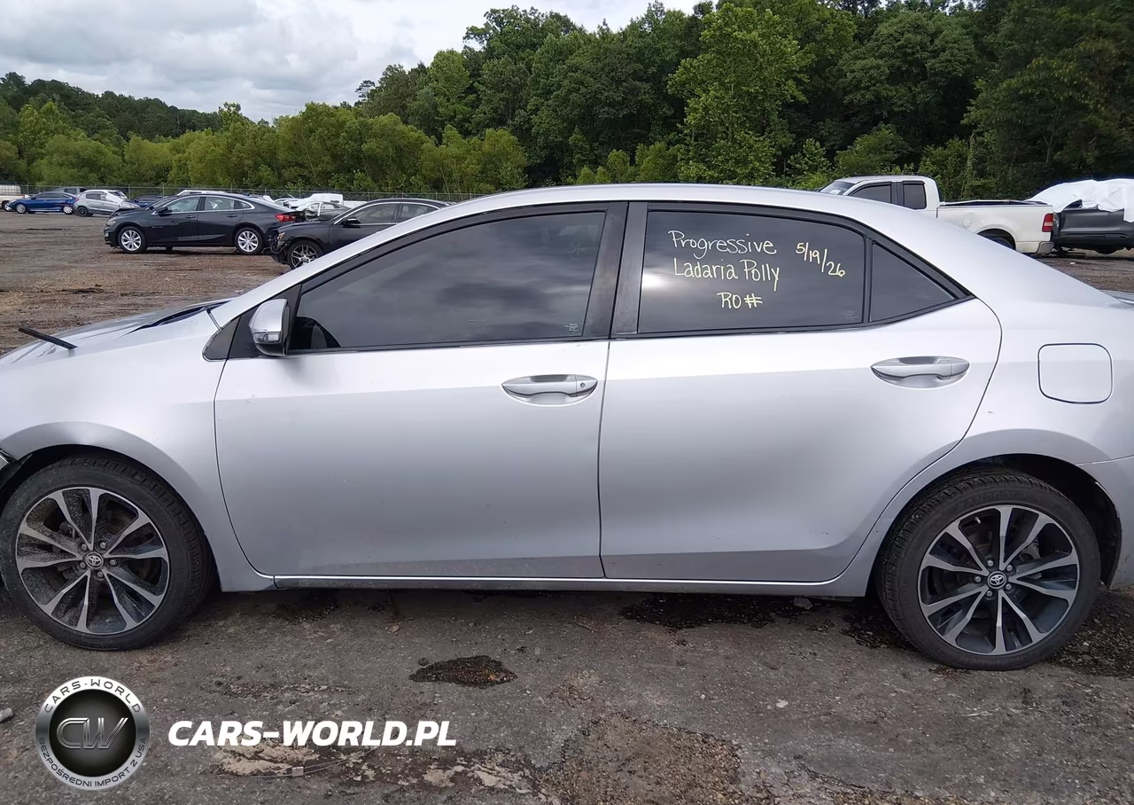 2017 Toyota Corolla Se VIN:5YFBURHE2HP613692 - 14