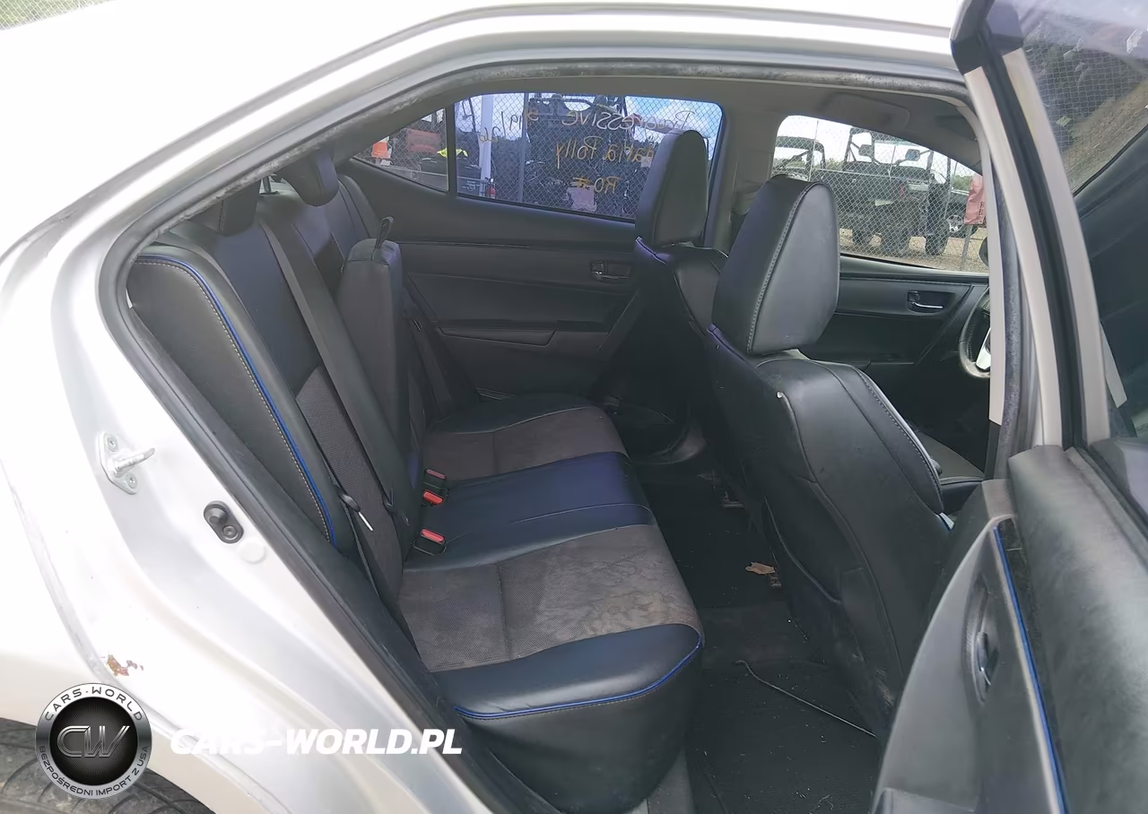 2017 Toyota Corolla Se VIN:5YFBURHE2HP613692 - 8