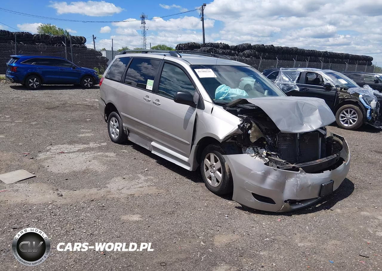 2007 Toyota Sienna Le