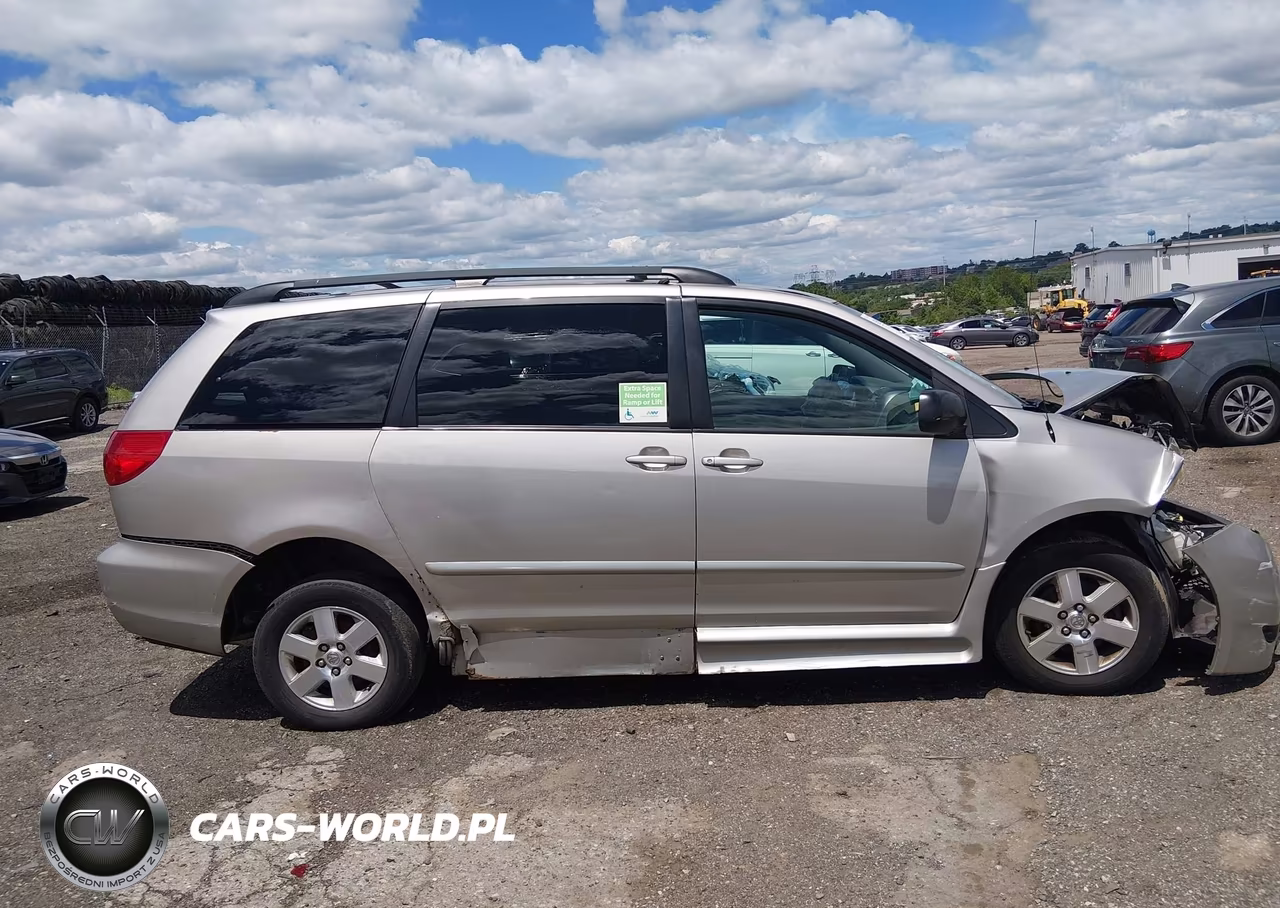 2007 Toyota Sienna Le VIN:5TDZK23C57S005673 - 13
