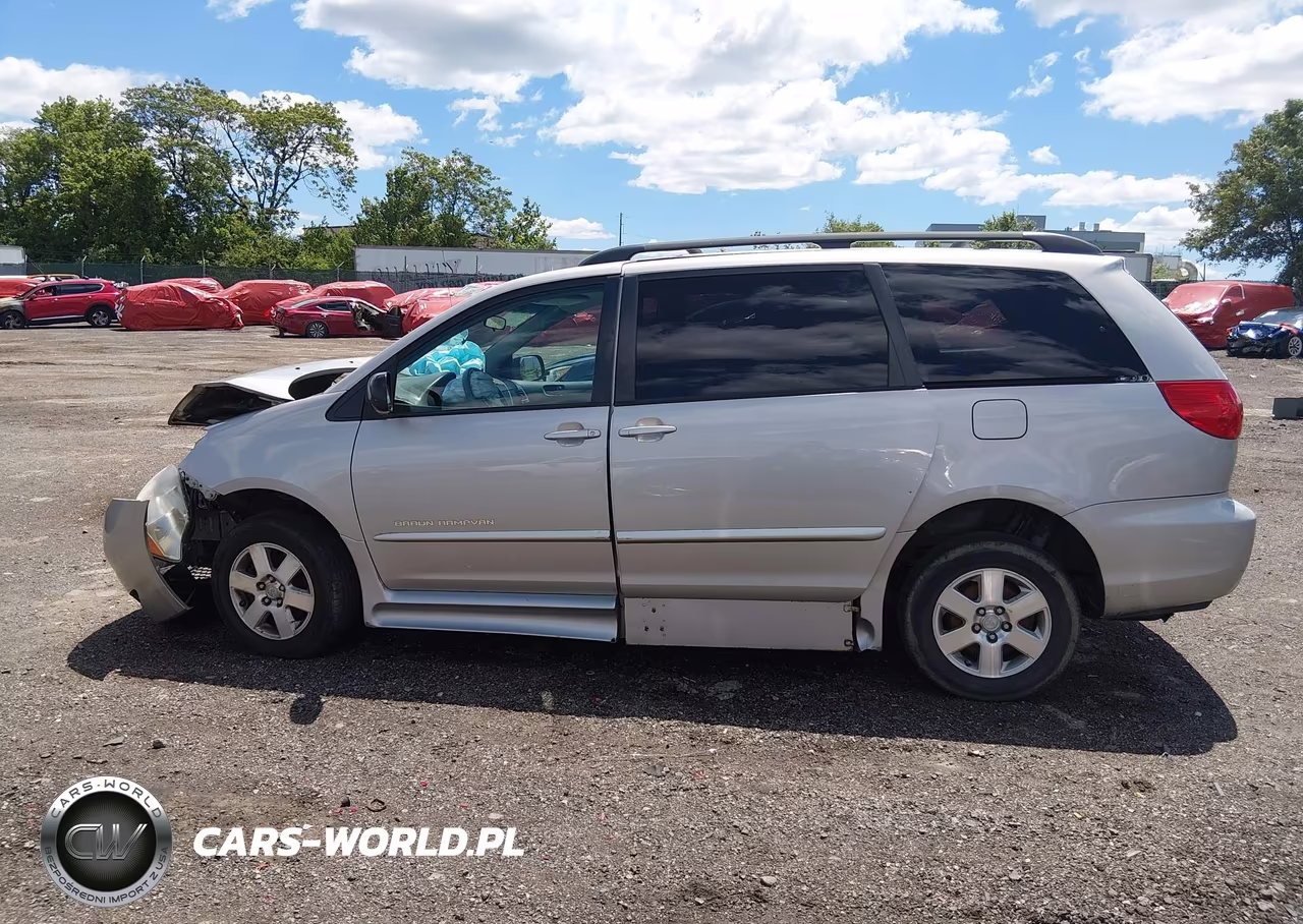 2007 Toyota Sienna Le VIN:5TDZK23C57S005673 - 14