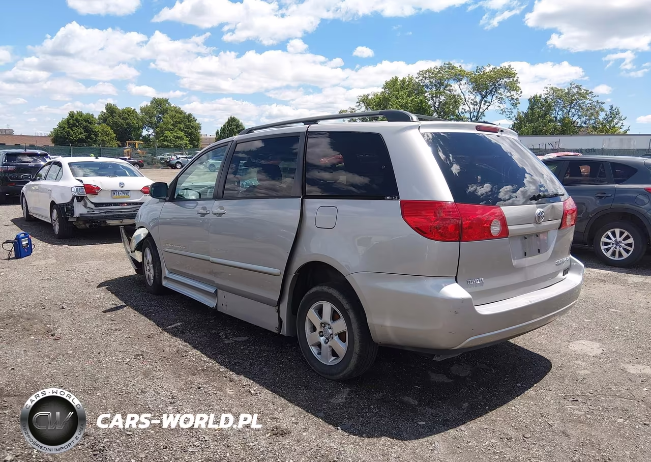 2007 Toyota Sienna Le VIN:5TDZK23C57S005673 - 3