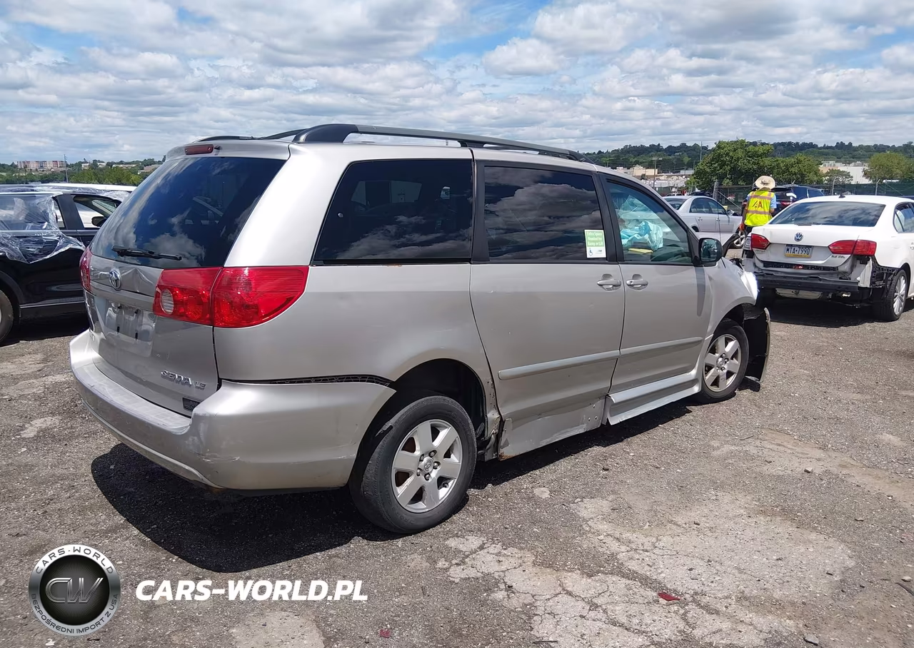 2007 Toyota Sienna Le VIN:5TDZK23C57S005673 - 4