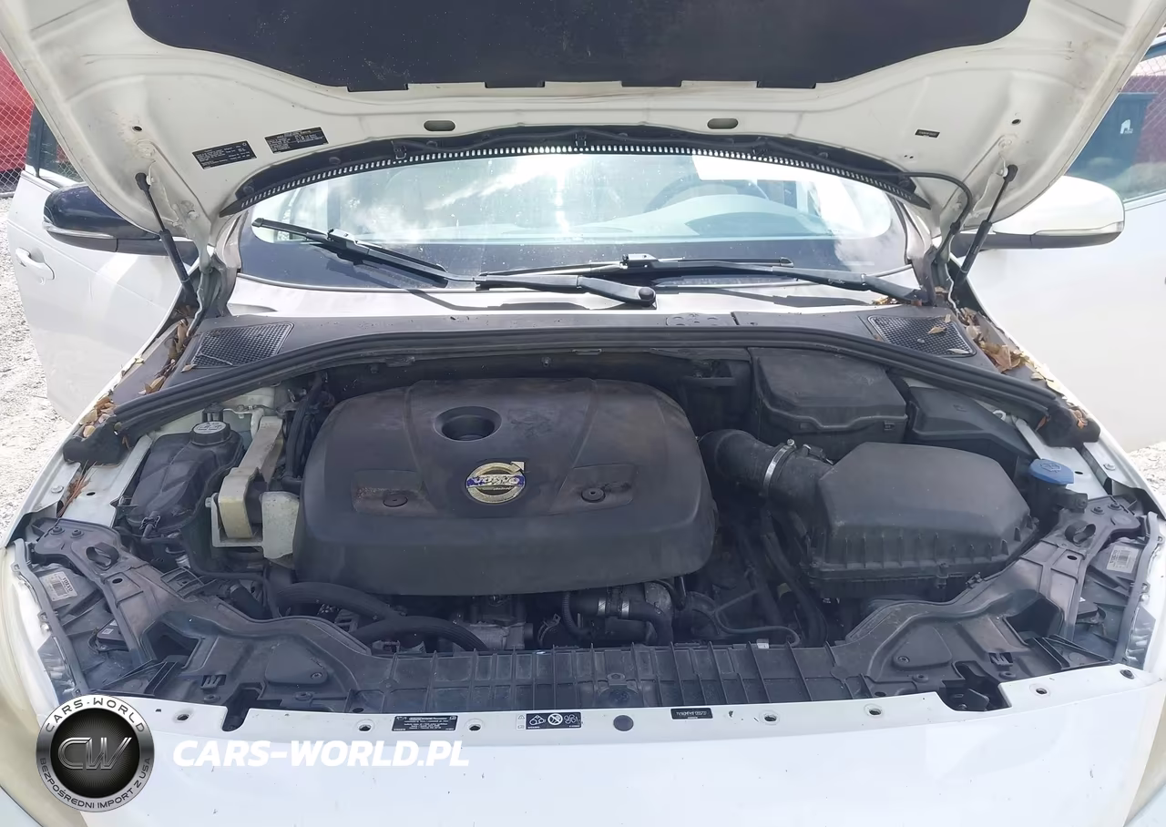 2015 Volvo S60 T5 Platinum VIN:YV140MFM1F1355727 - 10