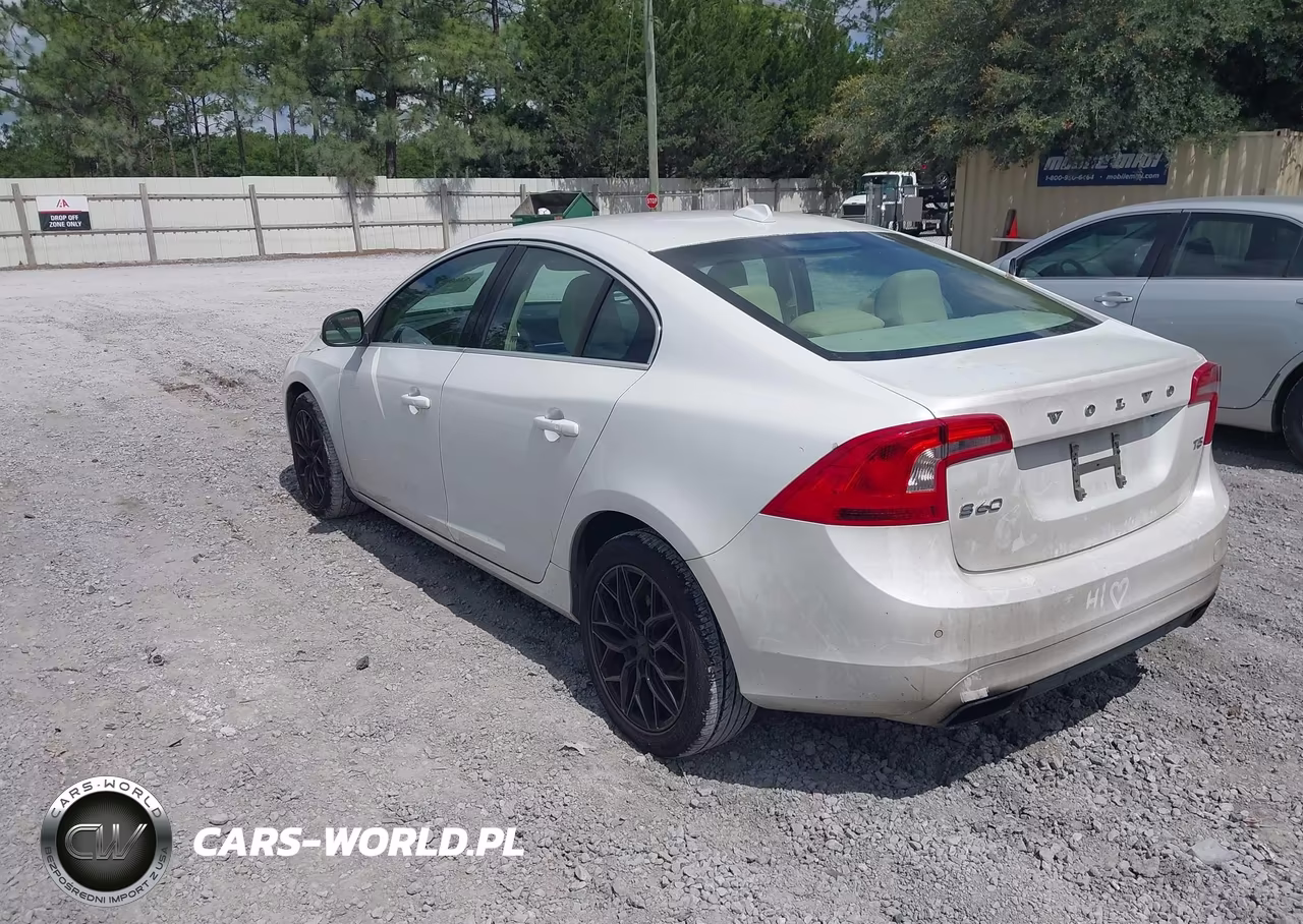 2015 Volvo S60 T5 Platinum VIN:YV140MFM1F1355727 - 3