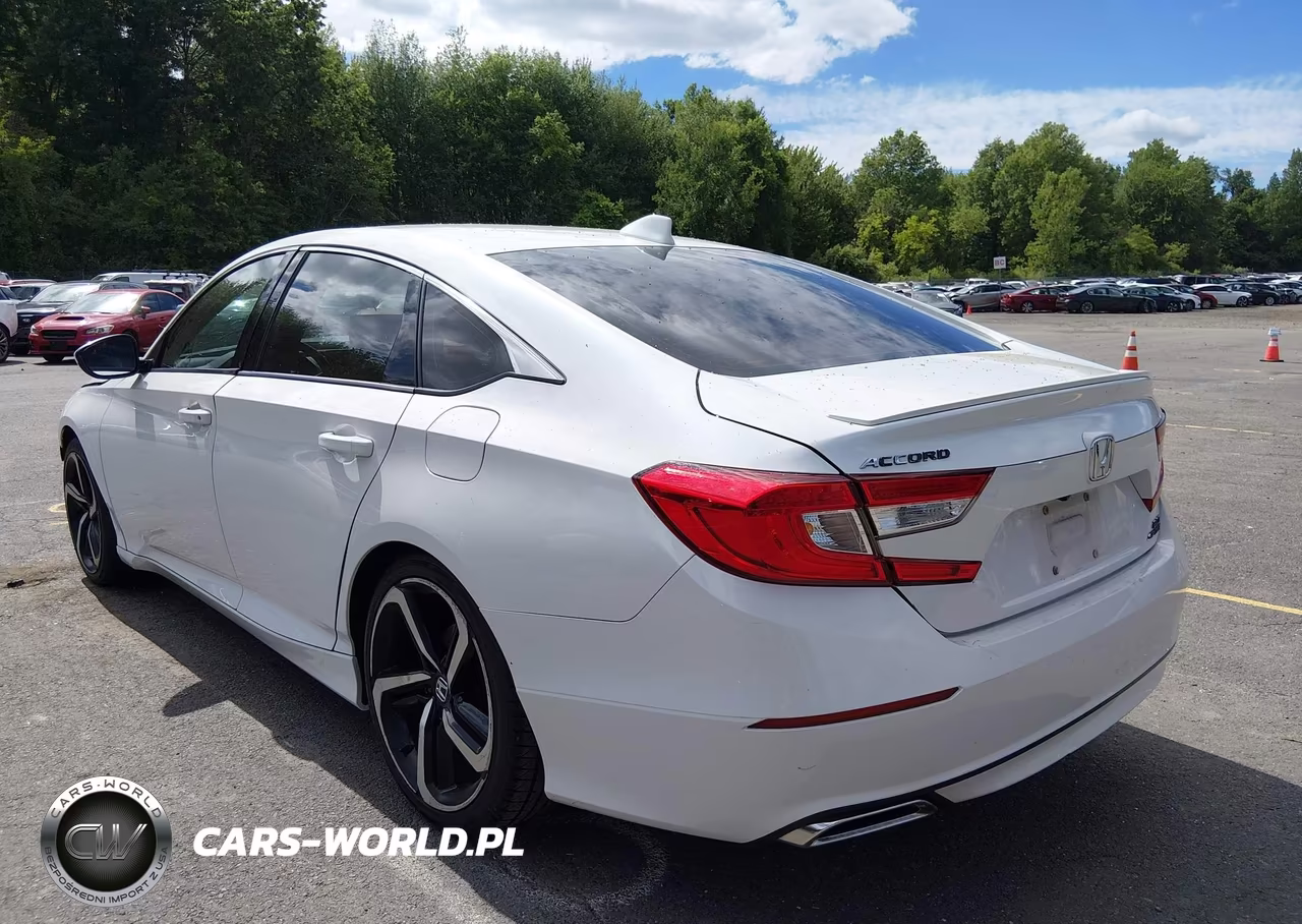 2018 Honda Accord Sport 2.0T VIN:1HGCV2F33JA040842 - 3