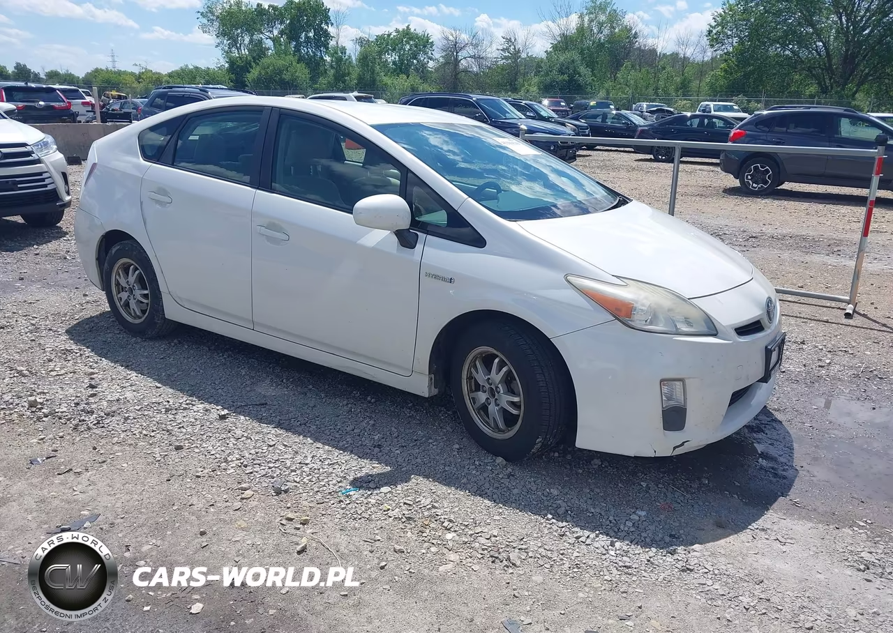 2011 Toyota Prius Three – zdjęcie 1 z 18