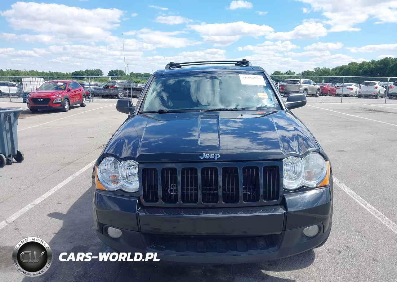 2010 Jeep Grand Cherokee Laredo VIN:1J4PR4GK3AC120033 - 12