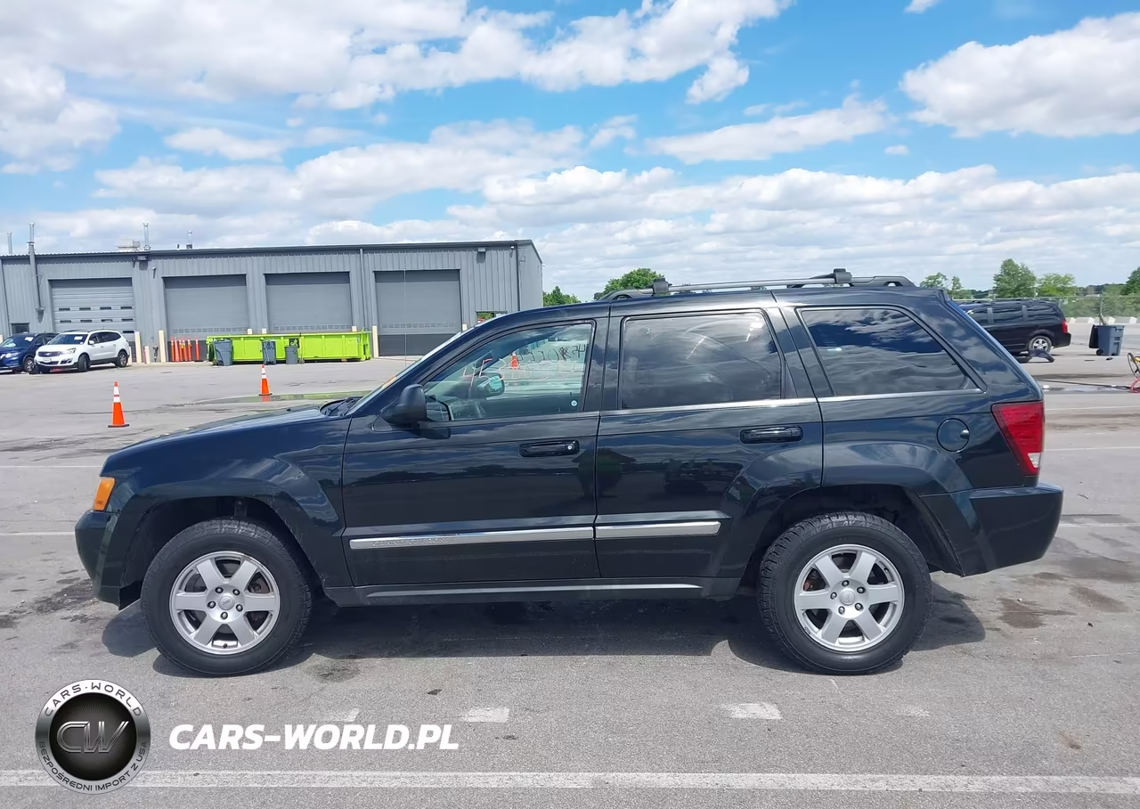 2010 Jeep Grand Cherokee Laredo VIN:1J4PR4GK3AC120033 - 14