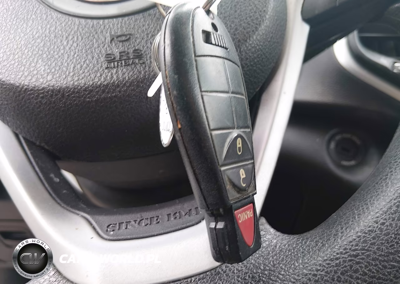2014 Jeep Cherokee Sport VIN:1C4PJMAB0EW222707 - 11
