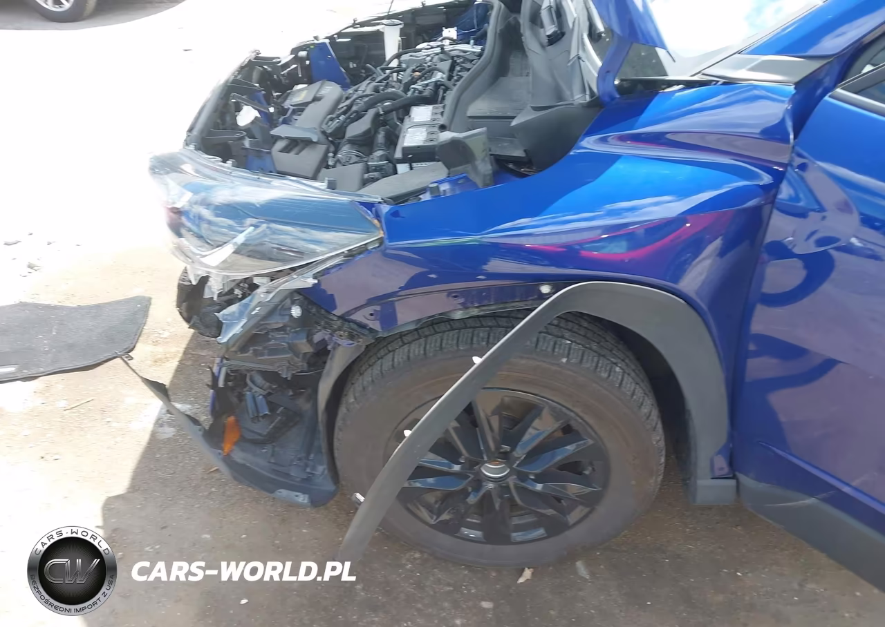 2022 Toyota Corolla Cross Le VIN:7MUBAABG8NV002465 - 6