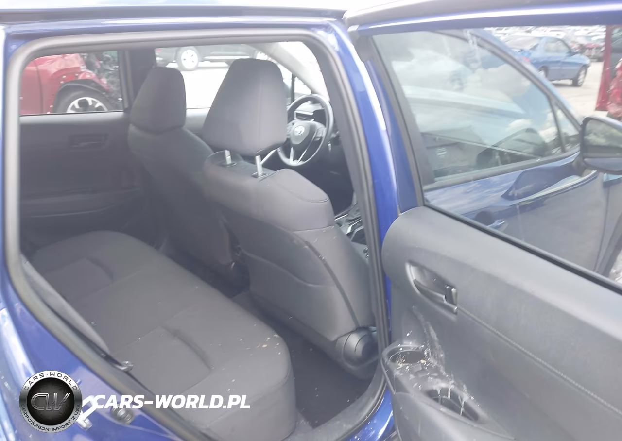 2022 Toyota Corolla Cross Le VIN:7MUBAABG8NV002465 - 8