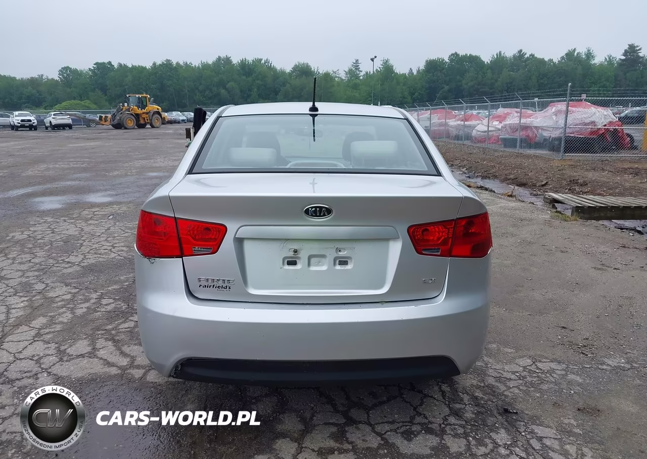 2011 Kia Forte Ex VIN:KNAFU4A22B5420562 - 15