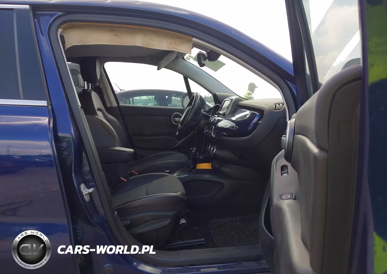 2016 Fiat 500X Lounge VIN:ZFBCFXDT0GP325207 - 5