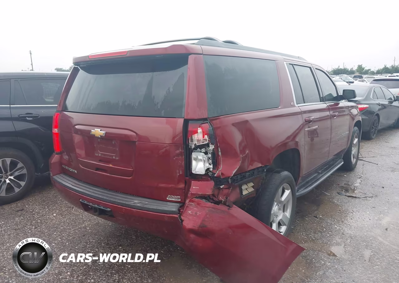 2017 Chevrolet Suburban Lt VIN:1GNSCHKC5HR121174 - 4