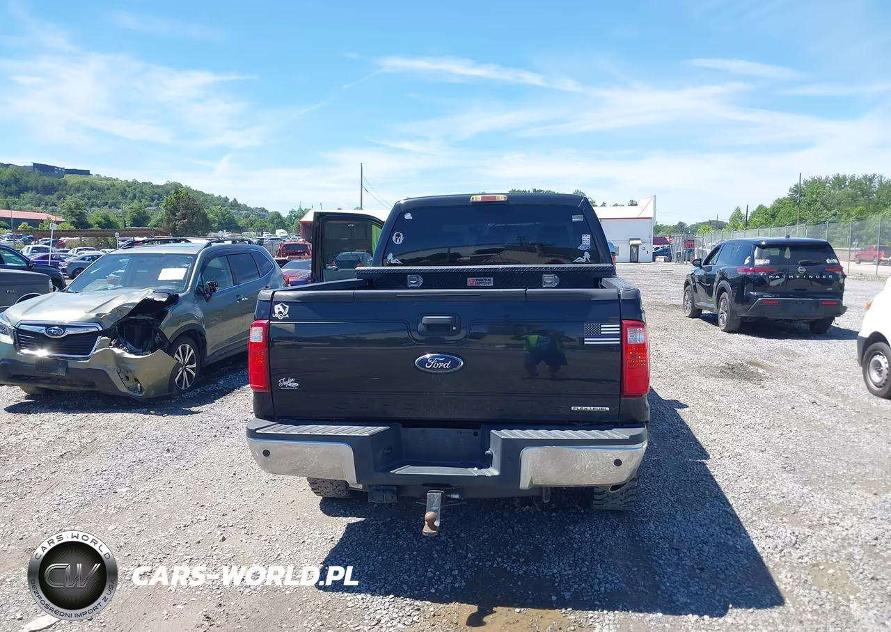 2015 Ford F-250 Xlt VIN:1FT7W2B60FEA44179 - 16