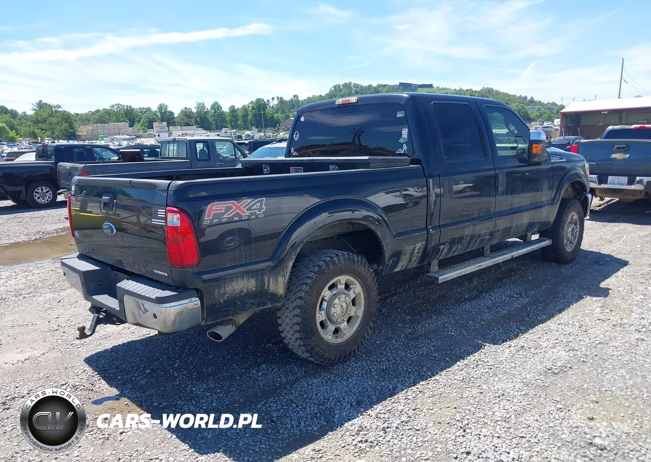 2015 Ford F-250 Xlt VIN:1FT7W2B60FEA44179 - 4