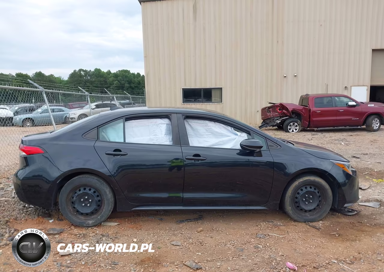2021 Toyota Corolla Le VIN:5YFEPMAE9MP159615 - 13