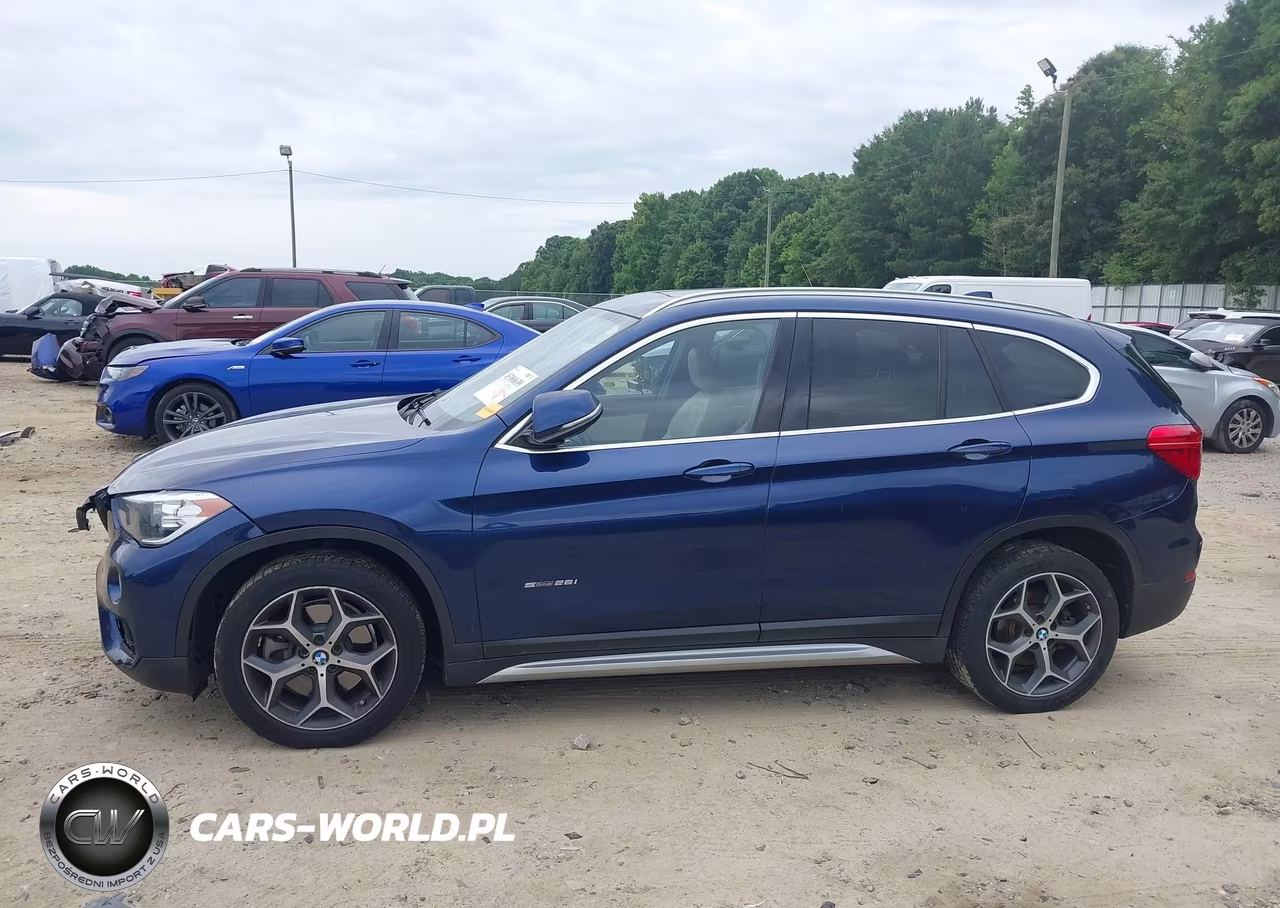 2018 BMW X1 Sdrive28I VIN:WBXHU7C37J5H40600 - 14