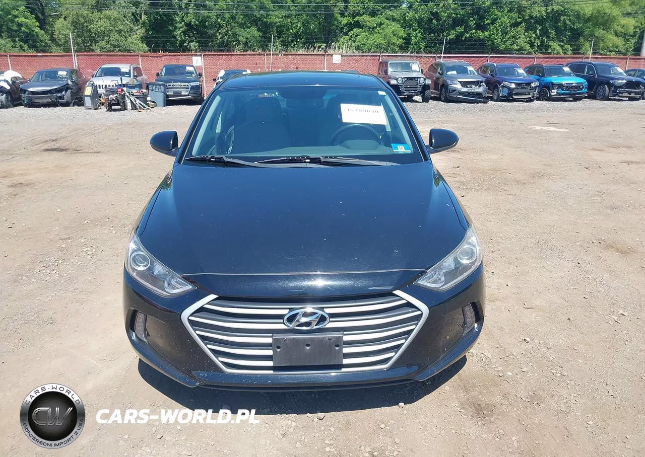 2018 Hyundai Elantra Value Edition VIN:5NPD84LF0JH376946 - 12