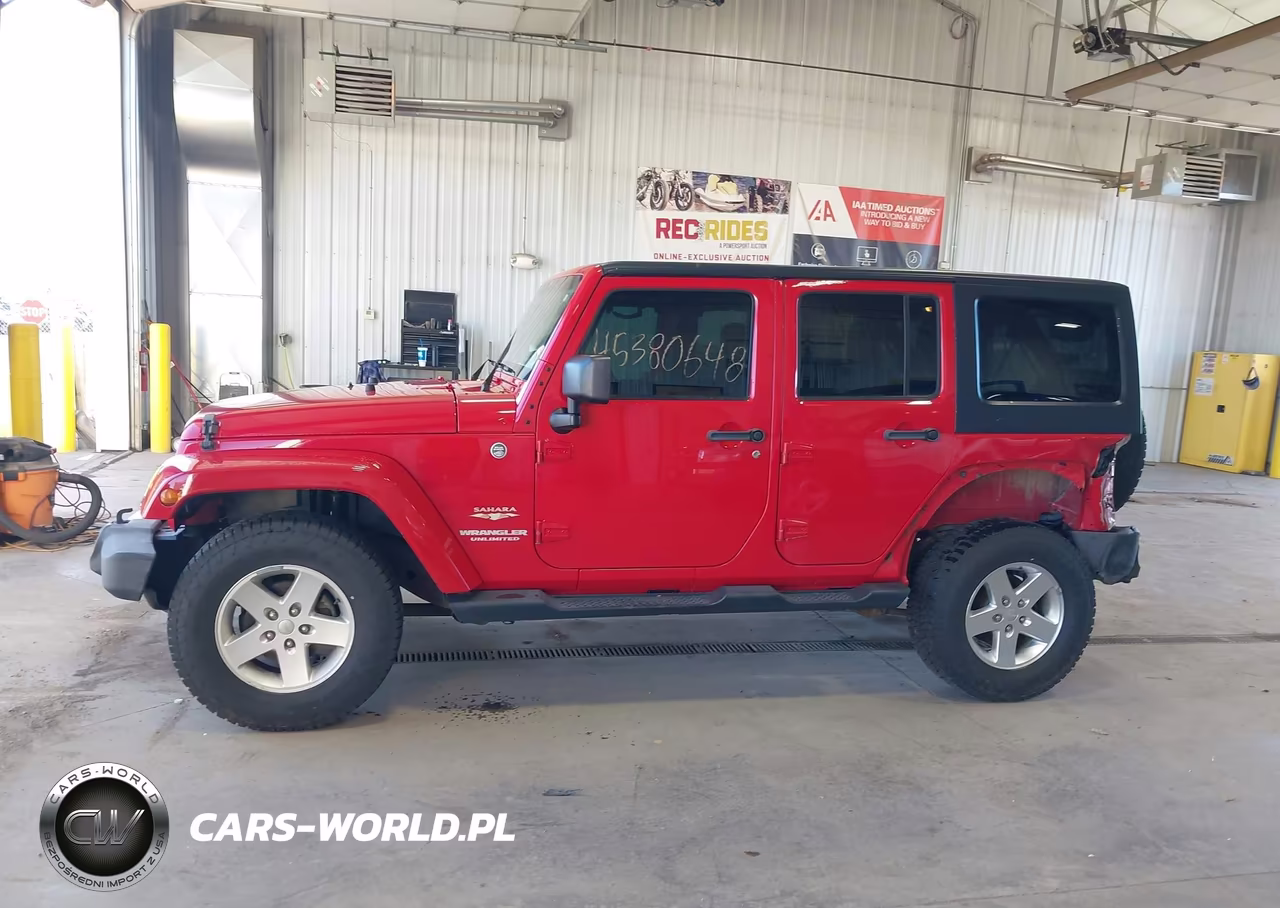 2012 Jeep Wrangler Unlimited Sahara VIN:1C4BJWEG8CL164047 - 14