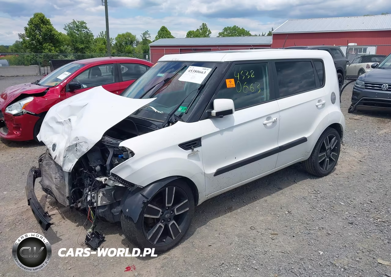 2011 Kia Soul + VIN:KNDJT2A26B7723689 - 2