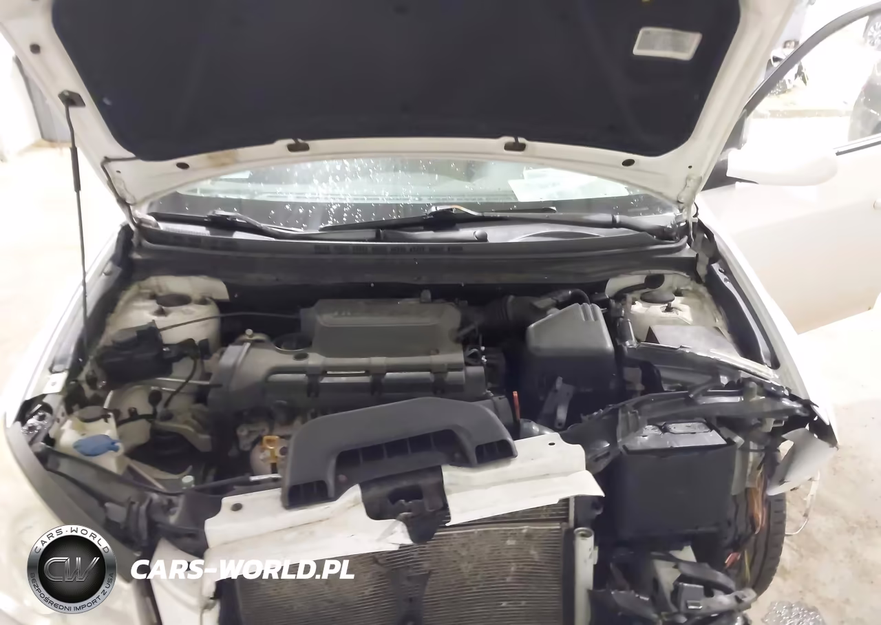 2010 Hyundai Elantra Gls VIN:KMHDU4AD6AU924995 - 10