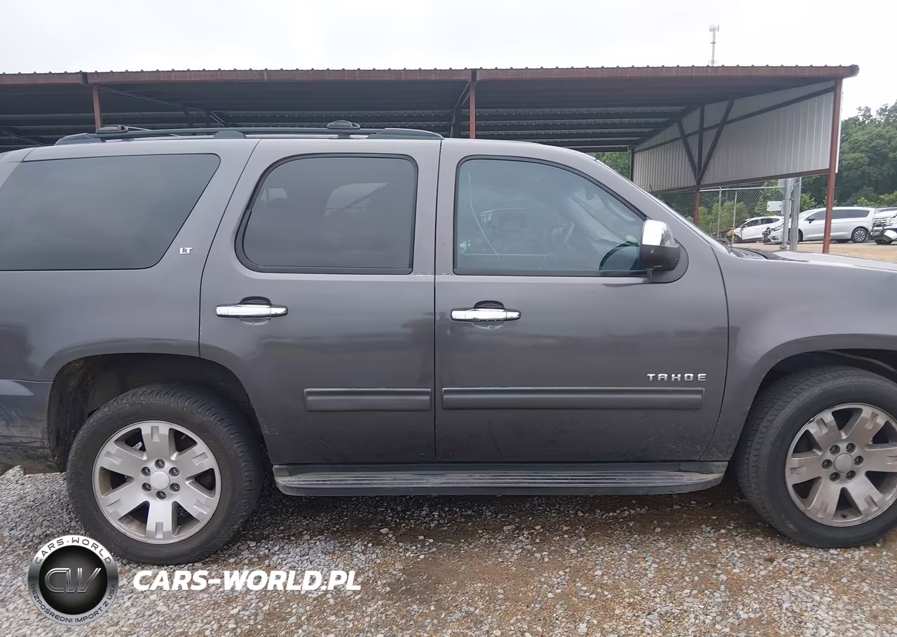 2011 Chevrolet Tahoe Lt VIN:1GNSCBE09BR195493 - 13