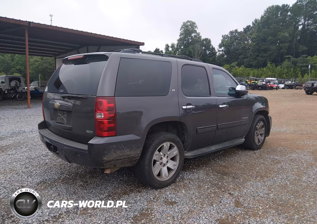 2011 Chevrolet Tahoe Lt VIN:1GNSCBE09BR195493 - 4