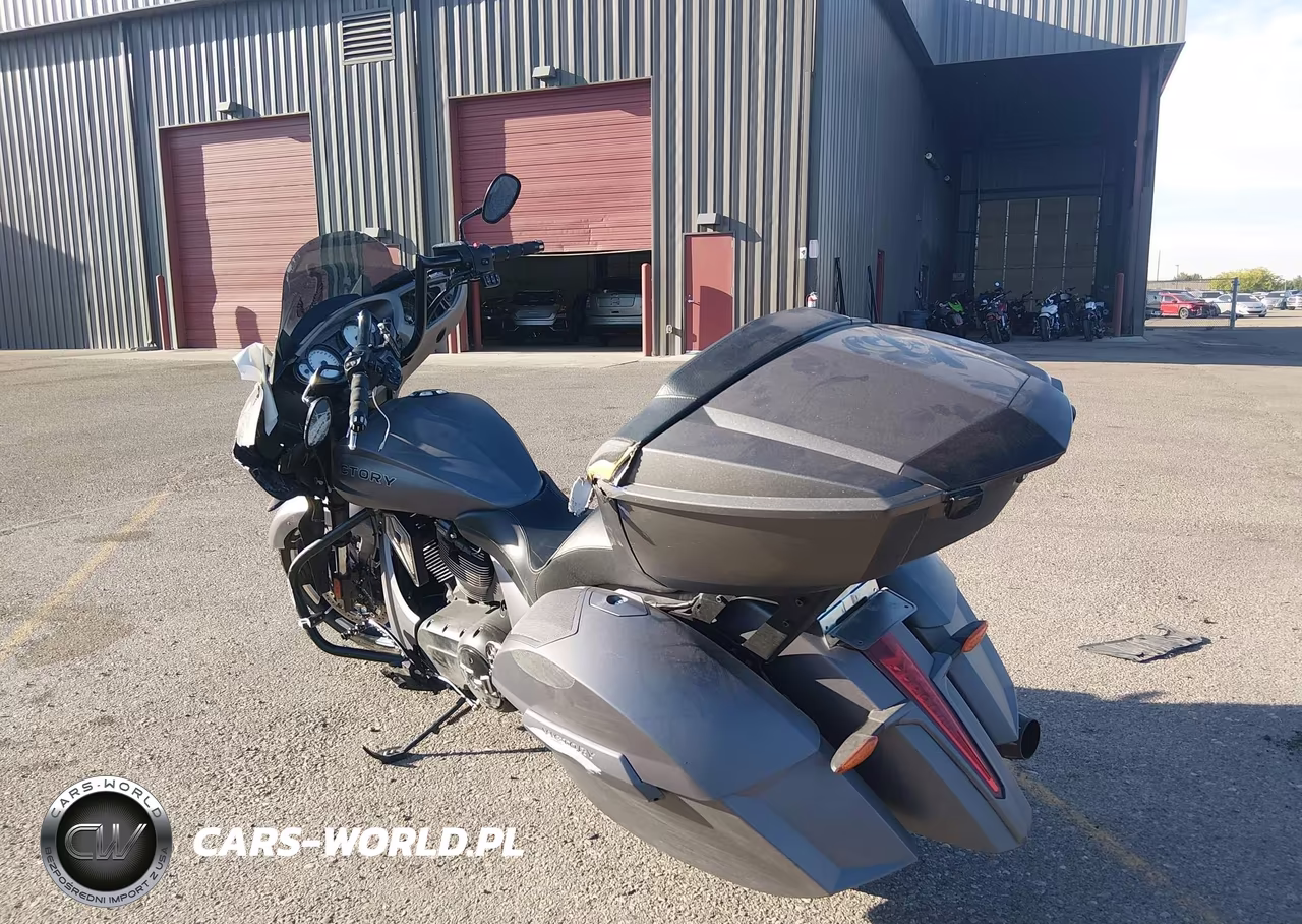 2016 Victory Motorcycles Magnum X-1 VIN:5VPUW36N1G3052932 - 3
