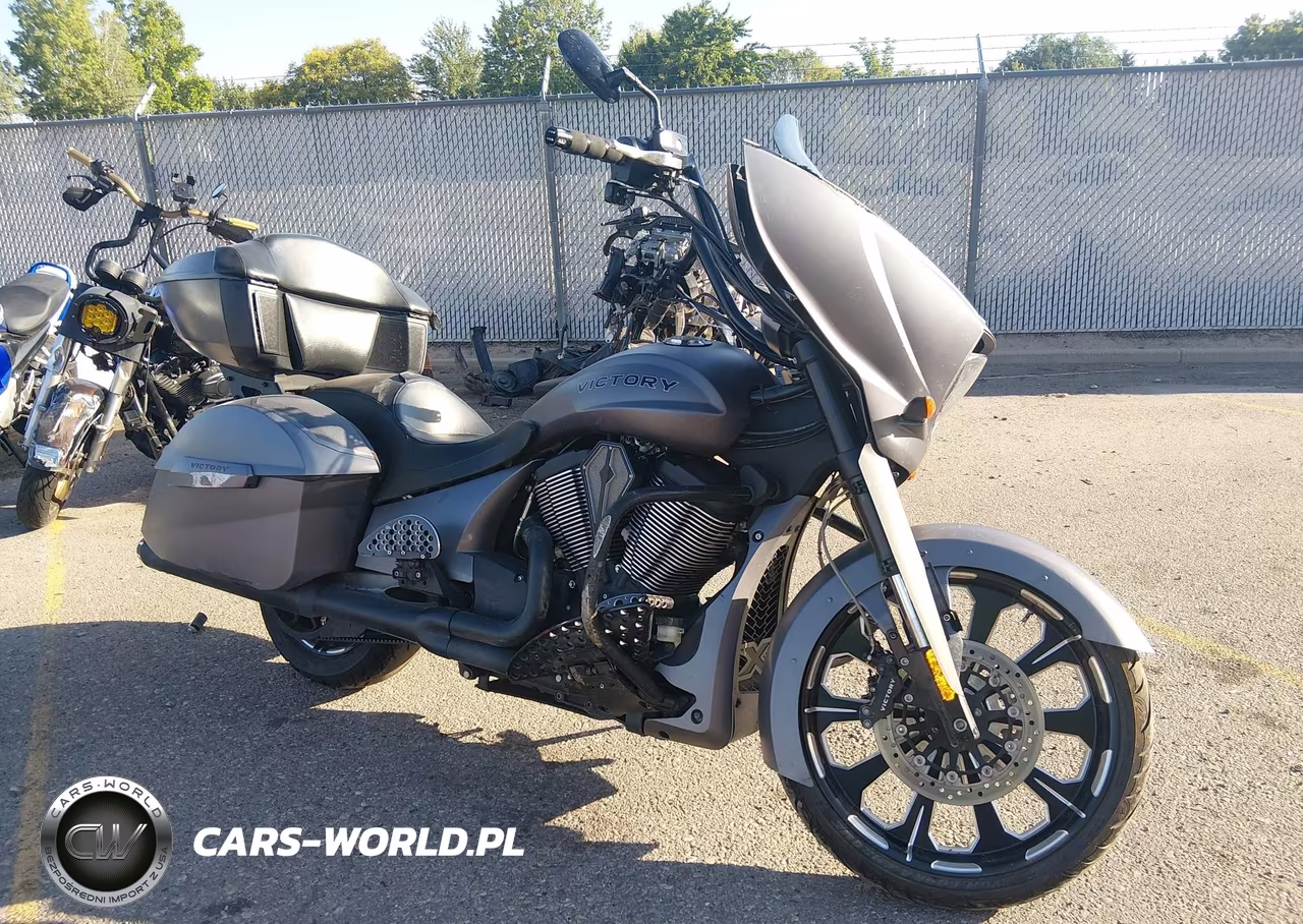 2016 Victory Motorcycles Magnum X-1 VIN:5VPUW36N1G3052932 - 8