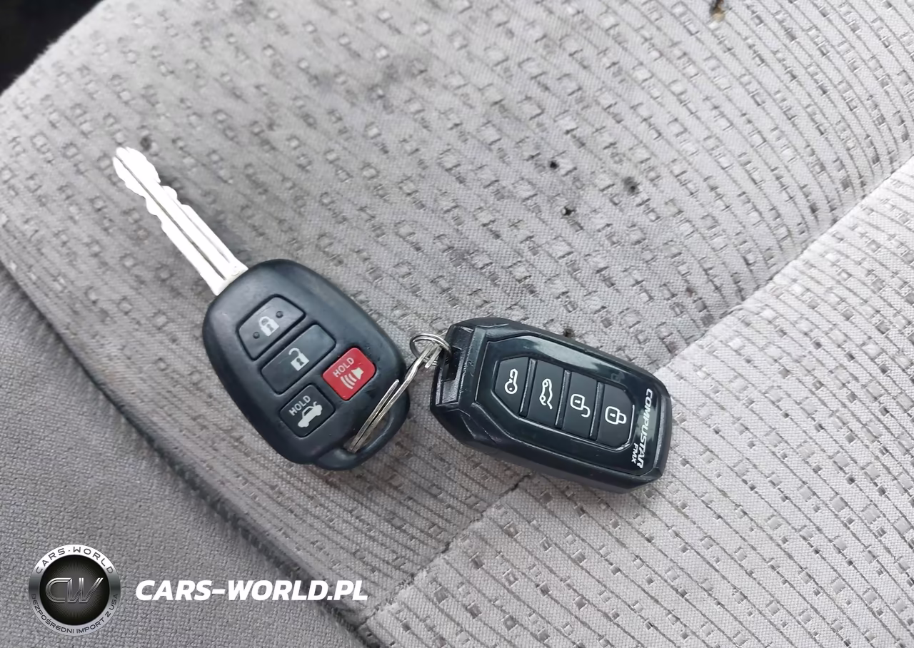 2014 Toyota Camry Le VIN:4T4BF1FK5ER402846 - 11