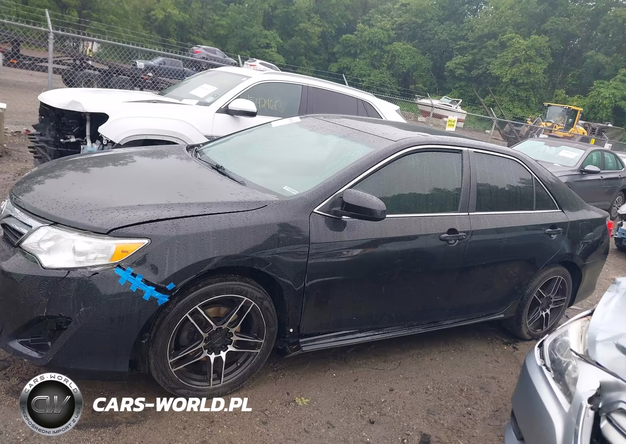 2014 Toyota Camry Le VIN:4T4BF1FK5ER402846 - 14