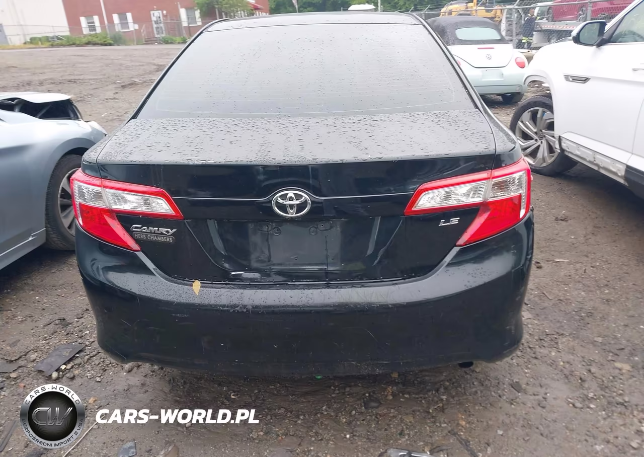 2014 Toyota Camry Le VIN:4T4BF1FK5ER402846 - 16