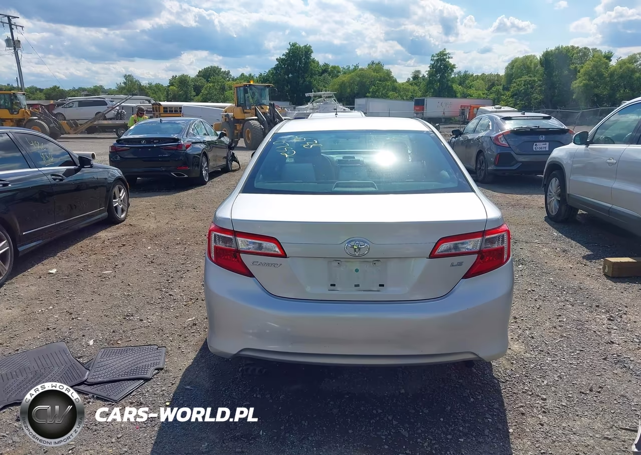 2012 Toyota Camry Le VIN:4T4BF1FK1CR188273 - 15