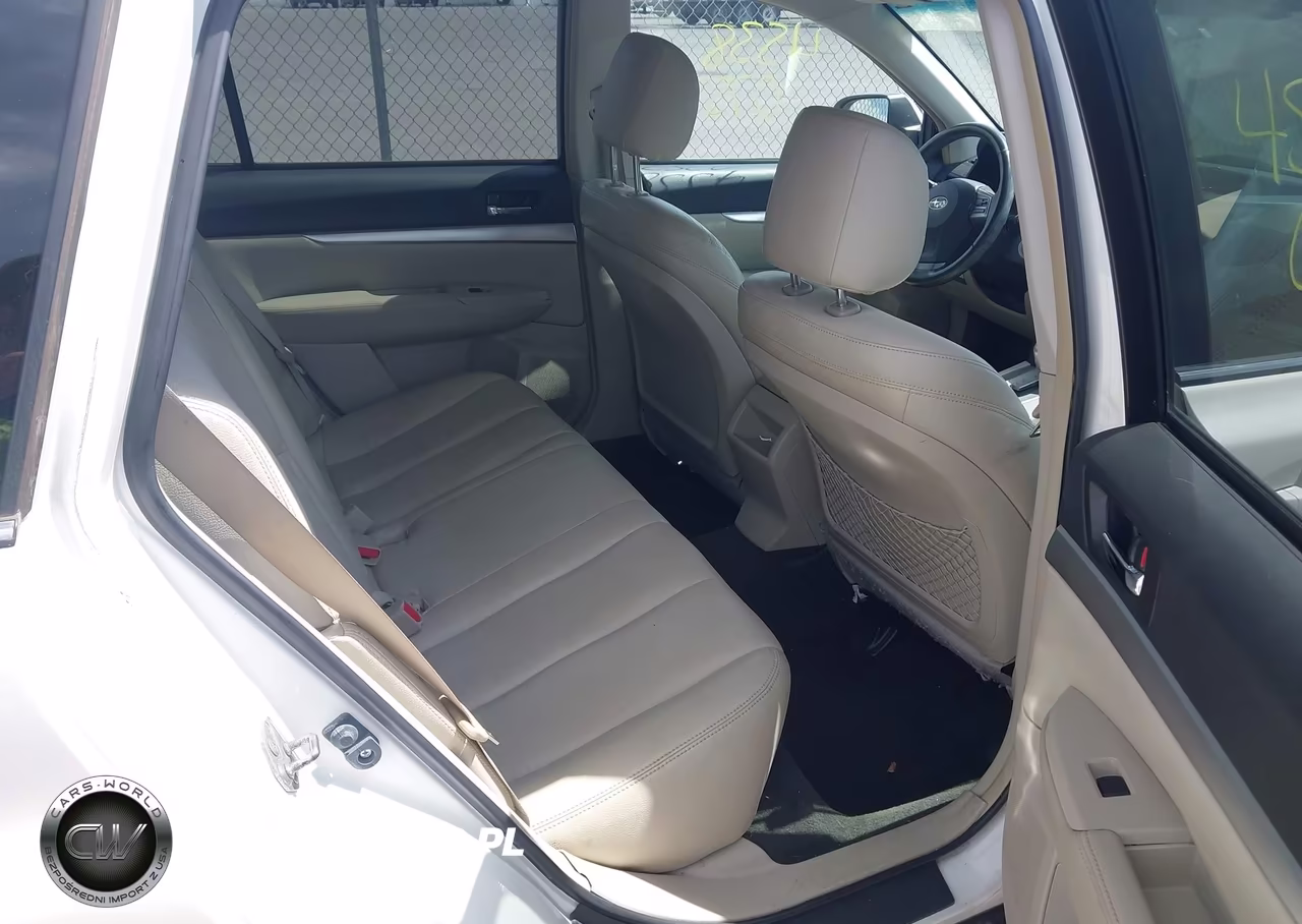 2012 Subaru Outback 2.5I Premium VIN:4S4BRBCC4C3221650 - 8