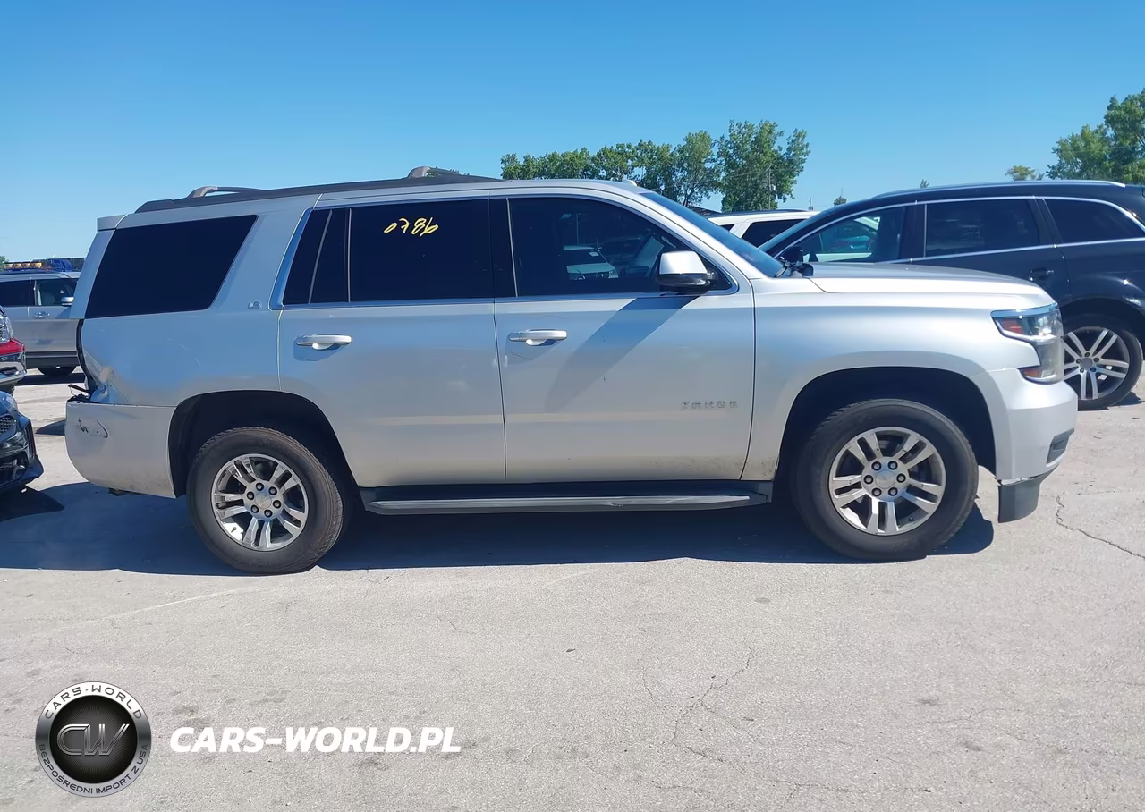 2016 Chevrolet Tahoe Ls VIN:1GNSCAKC9GR457092 - 13