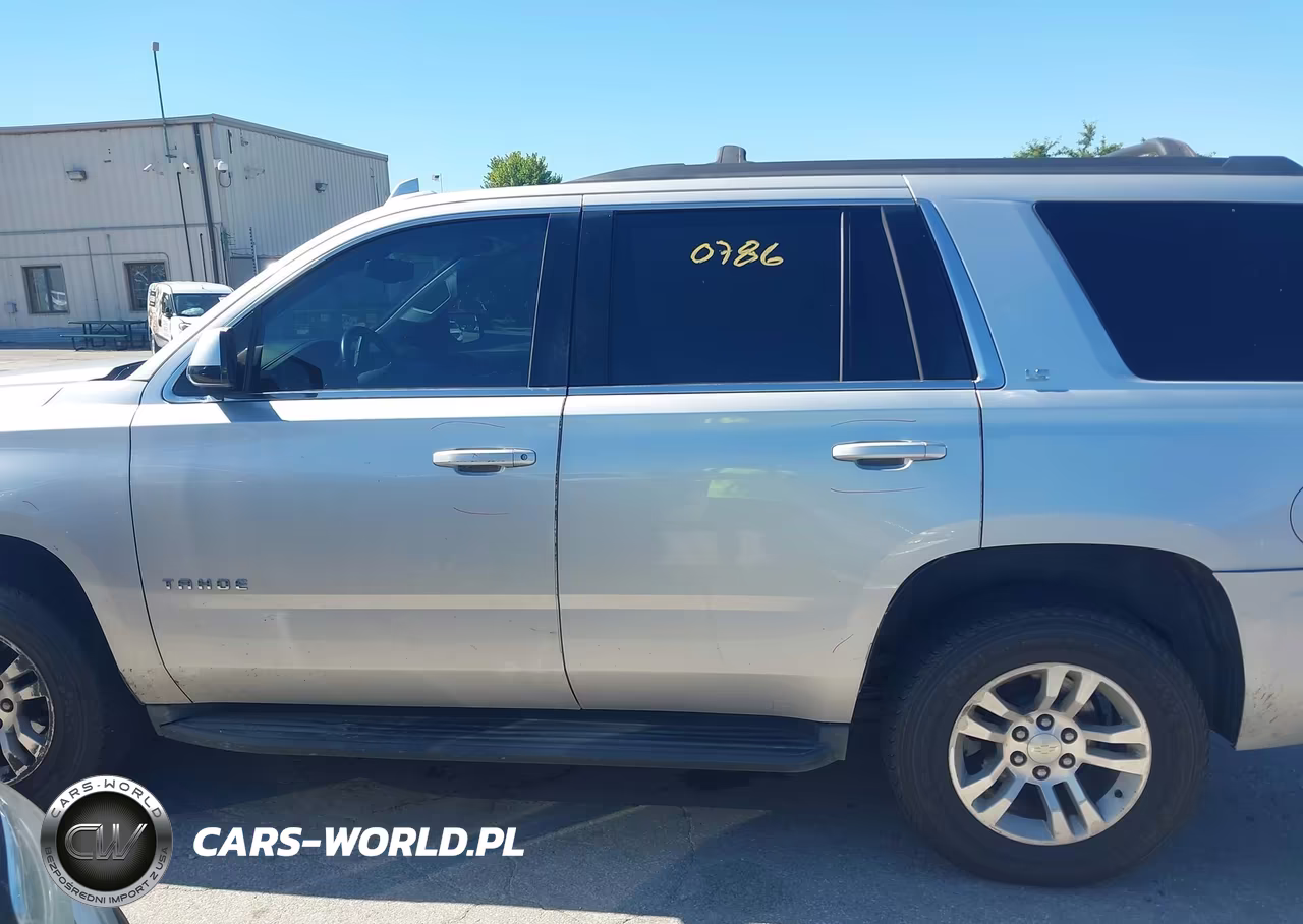 2016 Chevrolet Tahoe Ls VIN:1GNSCAKC9GR457092 - 14